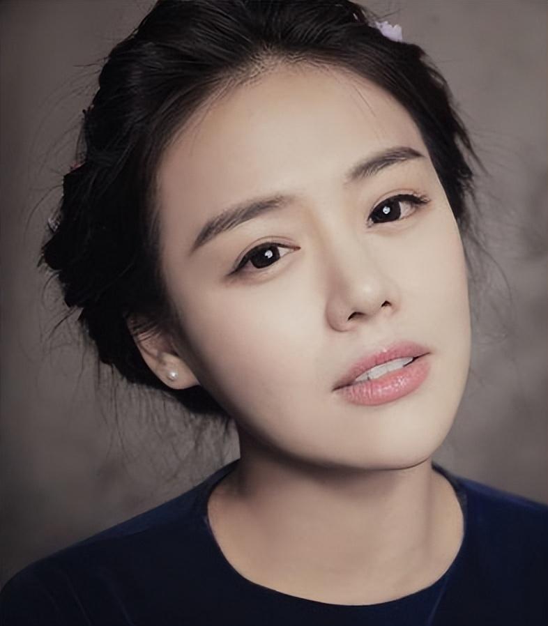 回族美女明星_回族女明星名字_迪丽热巴古力娜扎