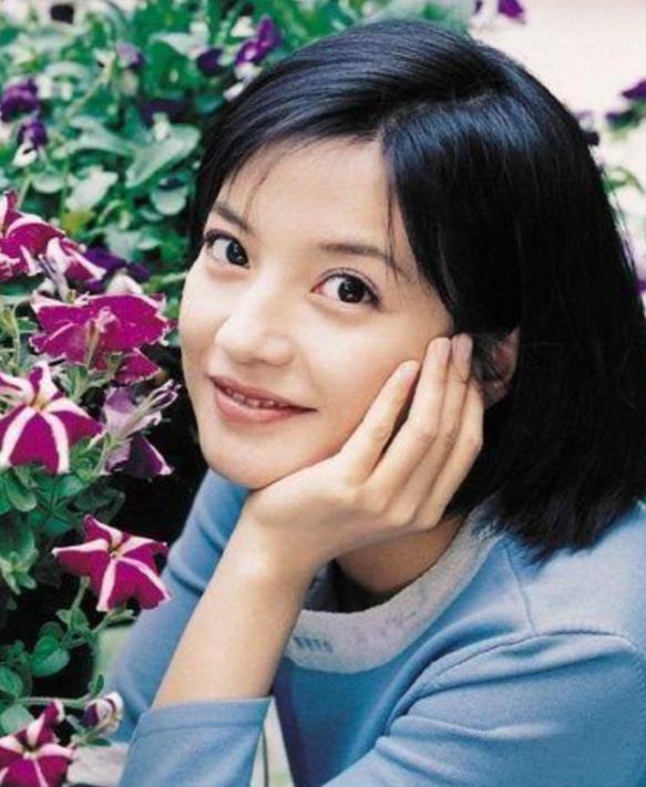 赵薇转型投资做生意_赵薇现在还在娱乐圈吗_赵薇投资做生意被封杀